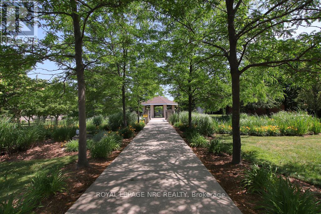 












3938 SUNSET LANE

,
Lincoln (Lincoln-Jordan/Vineland),




Ontario
L0R2C0

