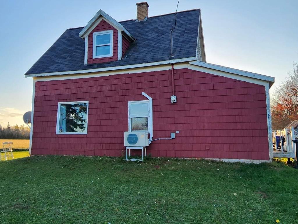 












318 Beaton Road

,
West Devon,




PE
C0B 1H0

