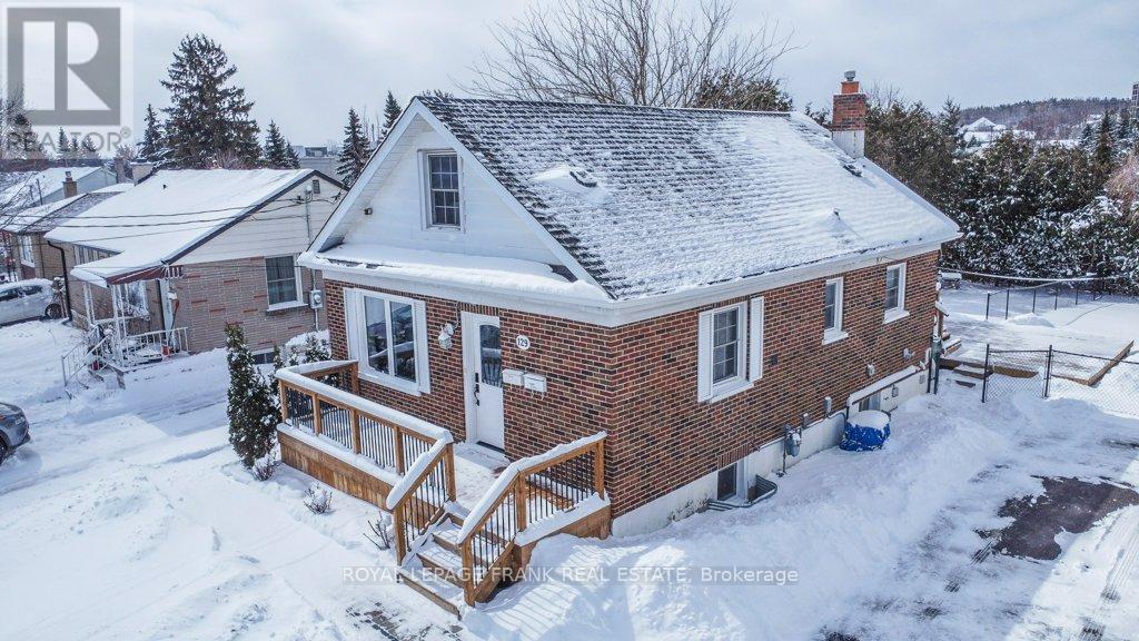 












129 ARTHUR AVENUE

,
Peterborough (Otonabee Ward 1),




Ontario
K9J5X7

