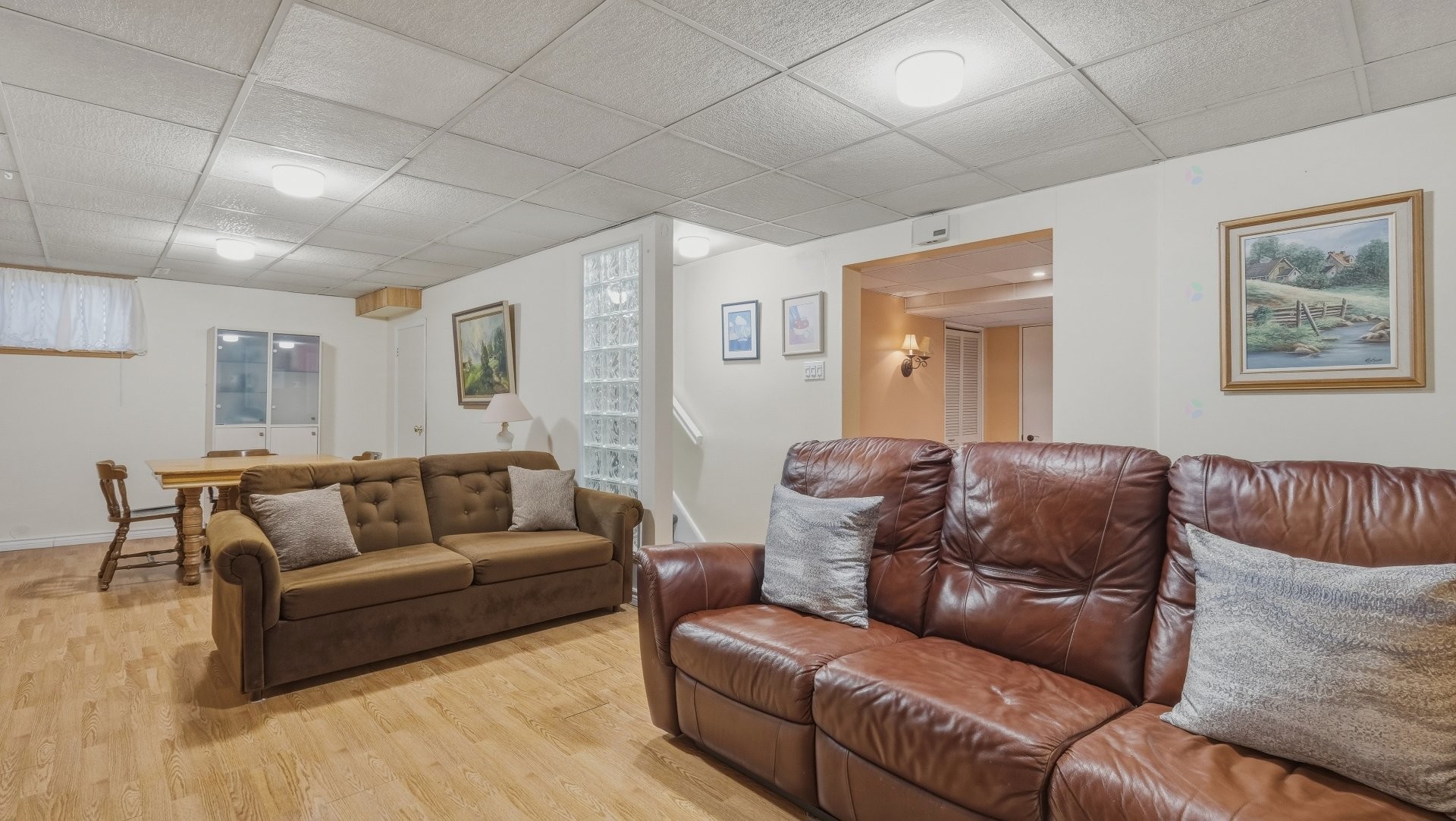 









428


Rue Orchard

,
Saint-Bruno-de-Montarville,




QC
J3V2M9

