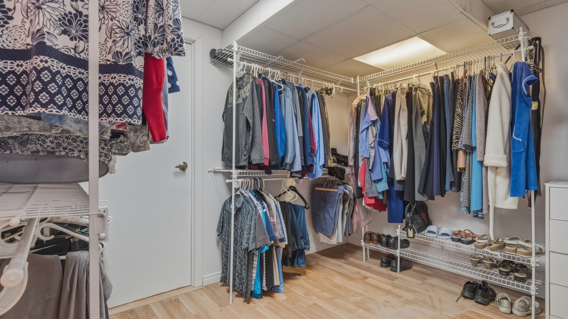 









428


Rue Orchard

,
Saint-Bruno-de-Montarville,




QC
J3V2M9

