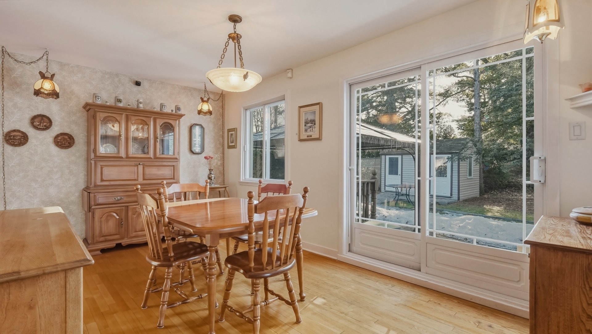 









428


Rue Orchard

,
Saint-Bruno-de-Montarville,




QC
J3V2M9

