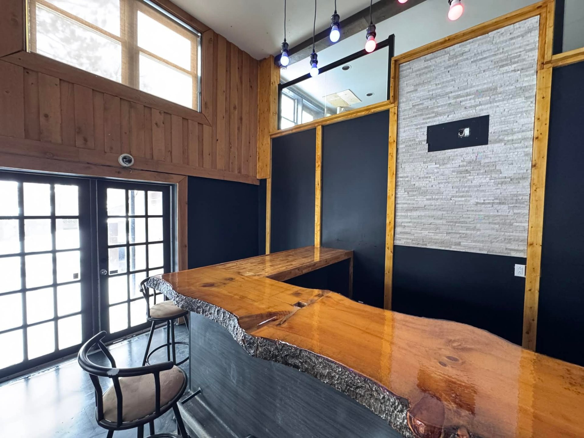 









11


Av. de la Gare

,
Saint-Sauveur,




QC
J0R1R0

