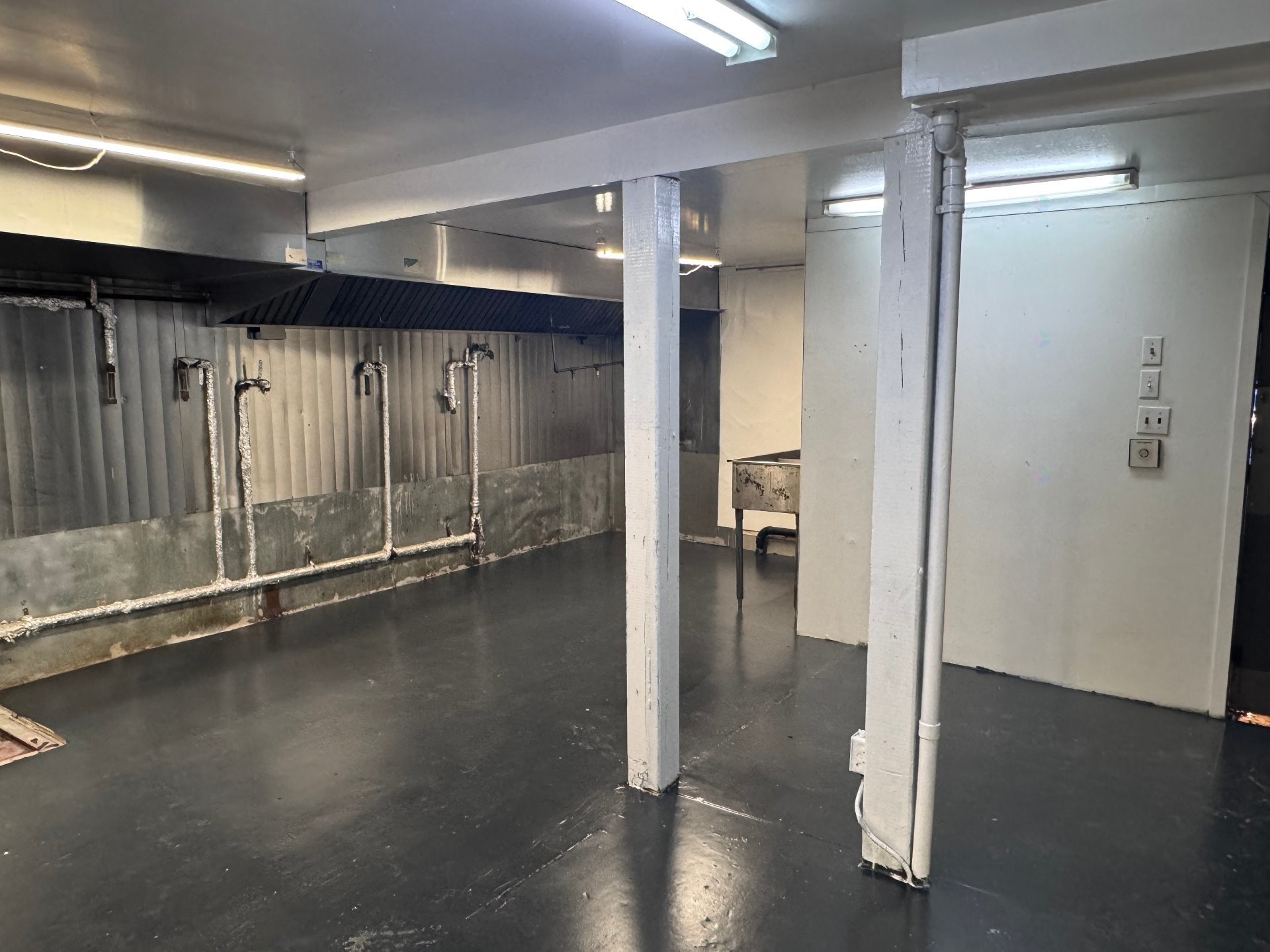 









11


Av. de la Gare

,
Saint-Sauveur,




QC
J0R1R0

