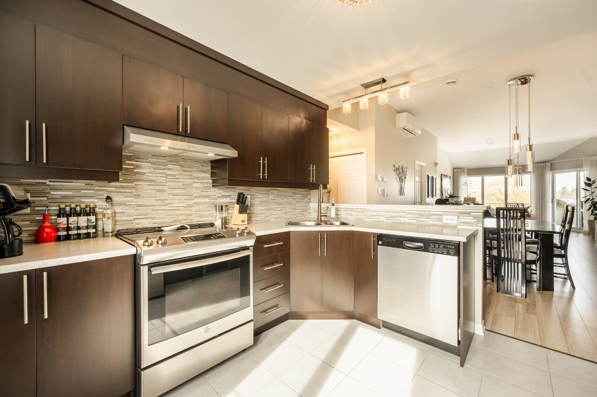 









58


Rue Joseph-Bresse

, 7,
Chambly,




QC
J3L0W1

