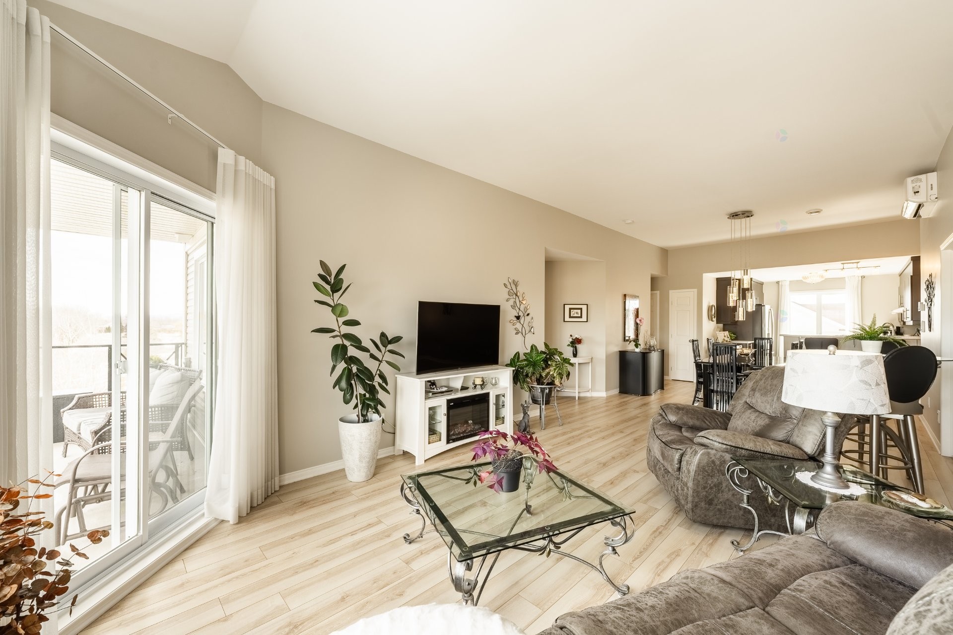 









58


Rue Joseph-Bresse

, 7,
Chambly,




QC
J3L0W1

