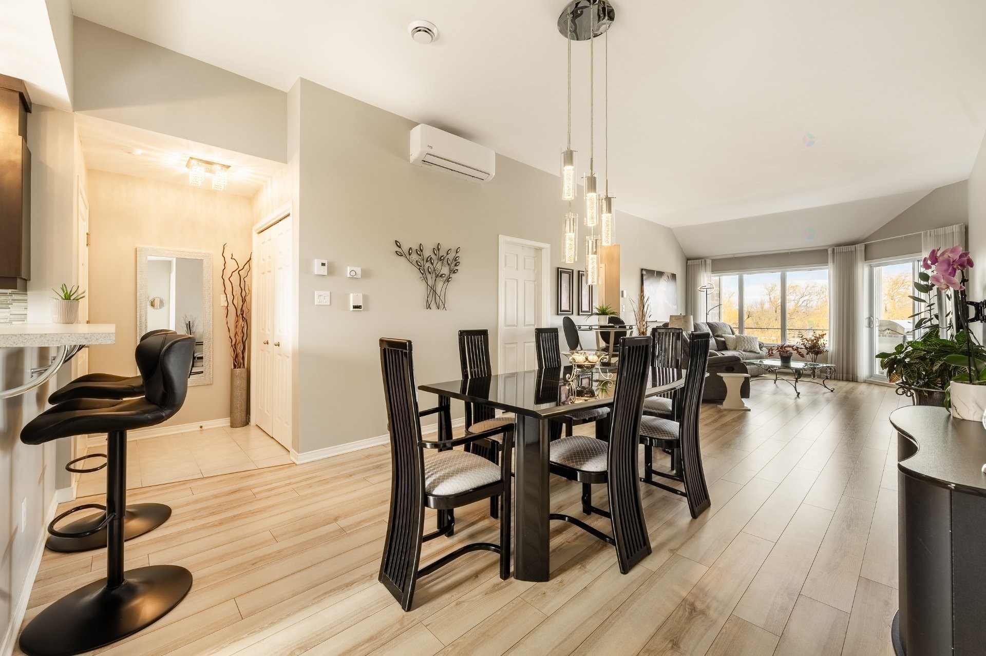 









58


Rue Joseph-Bresse

, 7,
Chambly,




QC
J3L0W1

