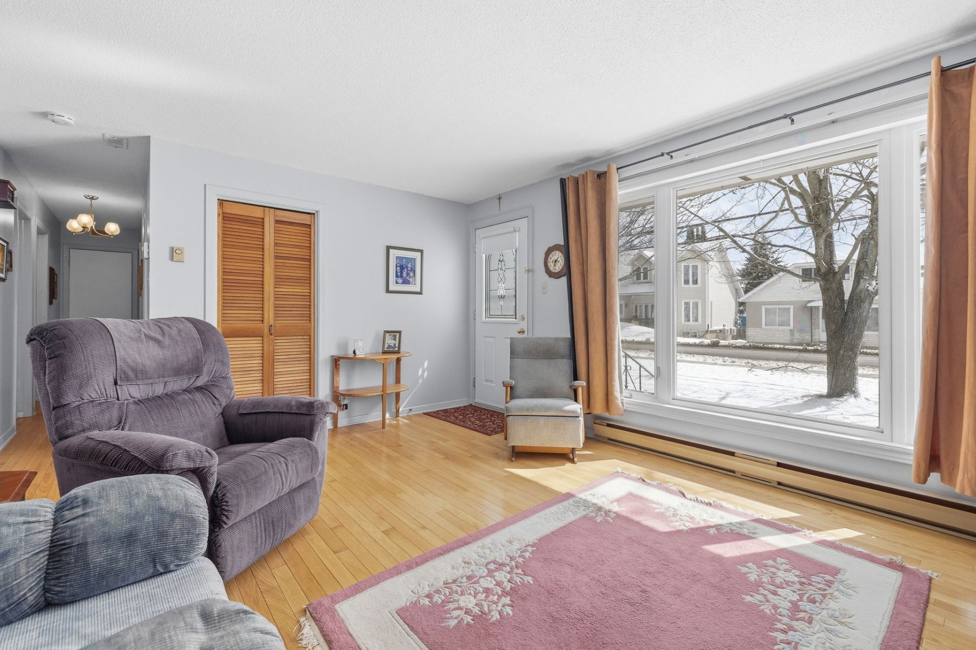 









43


Ch. de Montréal E.

,
Gatineau (Masson-Angers),




QC
J8M1C3

