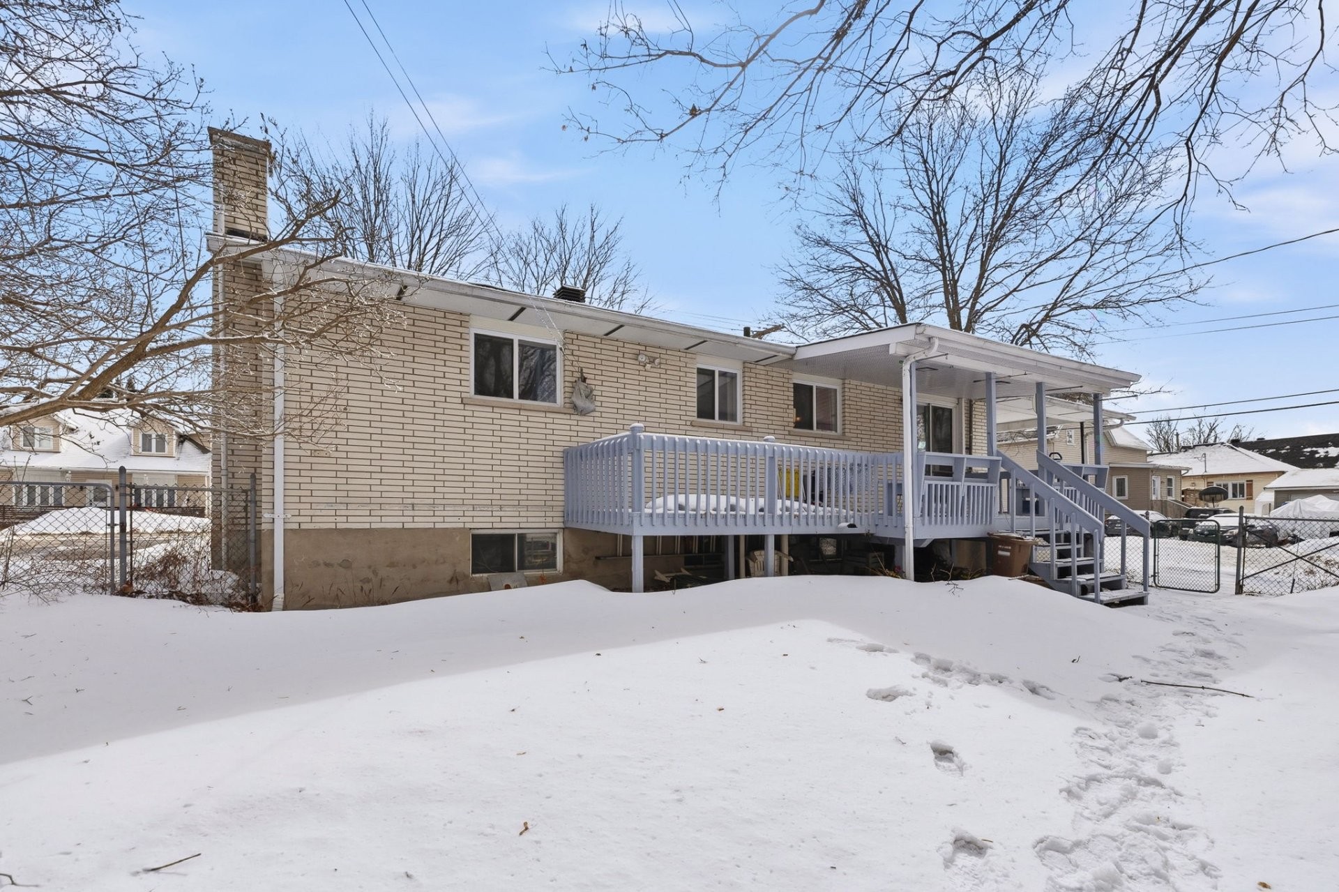 









43


Ch. de Montréal E.

,
Gatineau (Masson-Angers),




QC
J8M1C3

