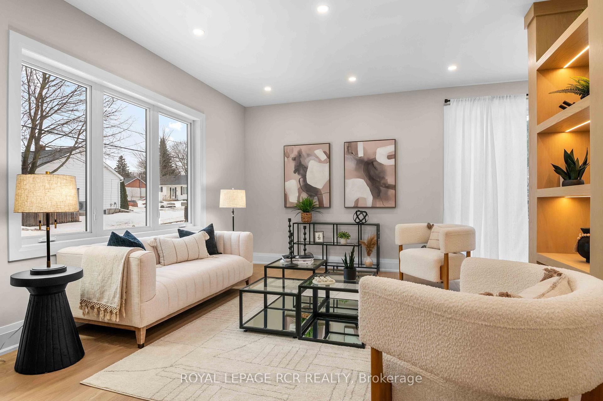 









7


Henry

Street,
Orangeville,




ON
L9W 1R6

