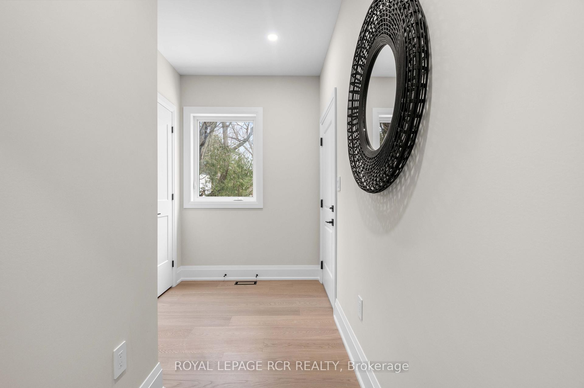 









7


Henry

Street,
Orangeville,




ON
L9W 1R6

