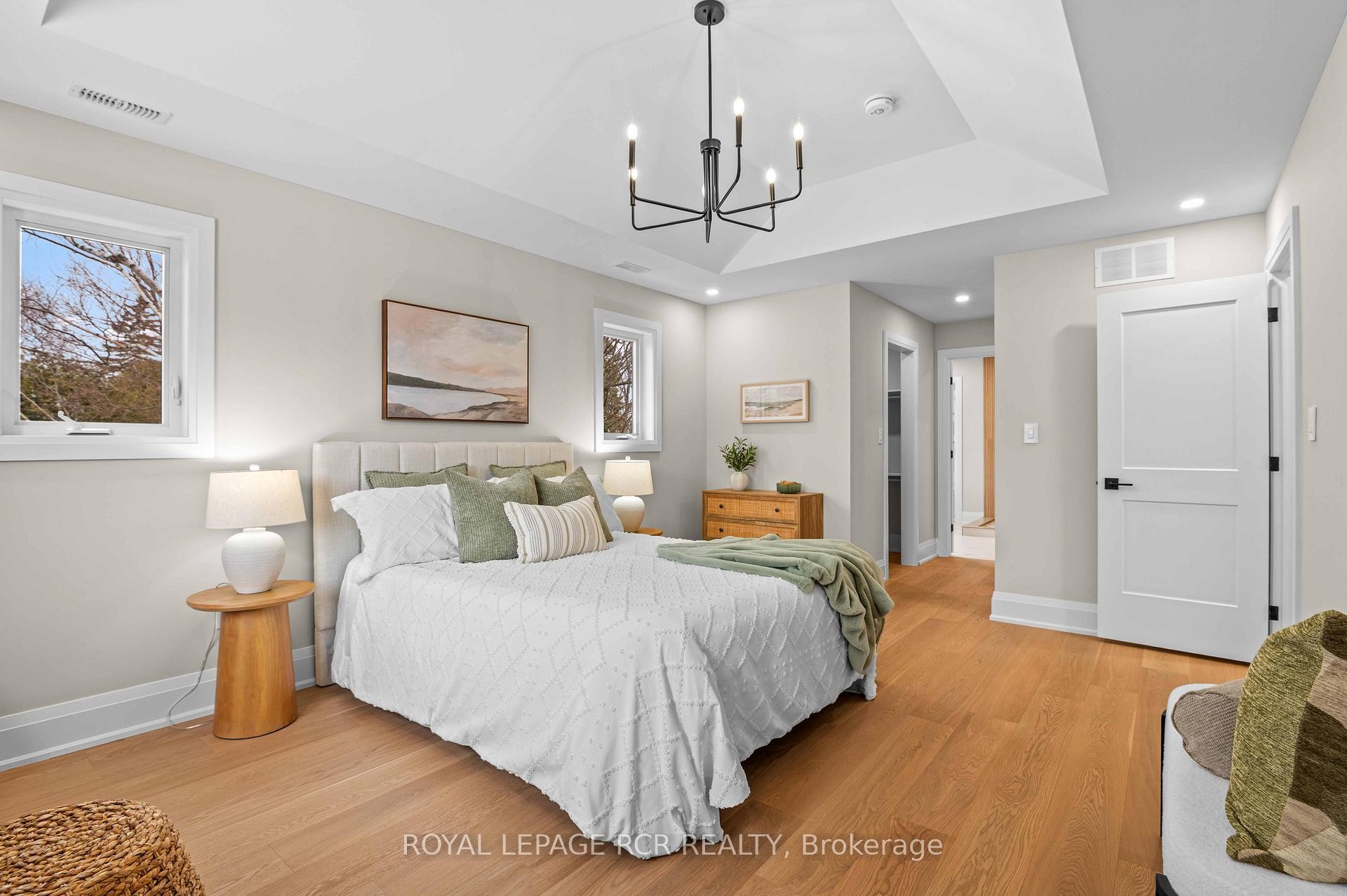 









7


Henry

Street,
Orangeville,




ON
L9W 1R6

