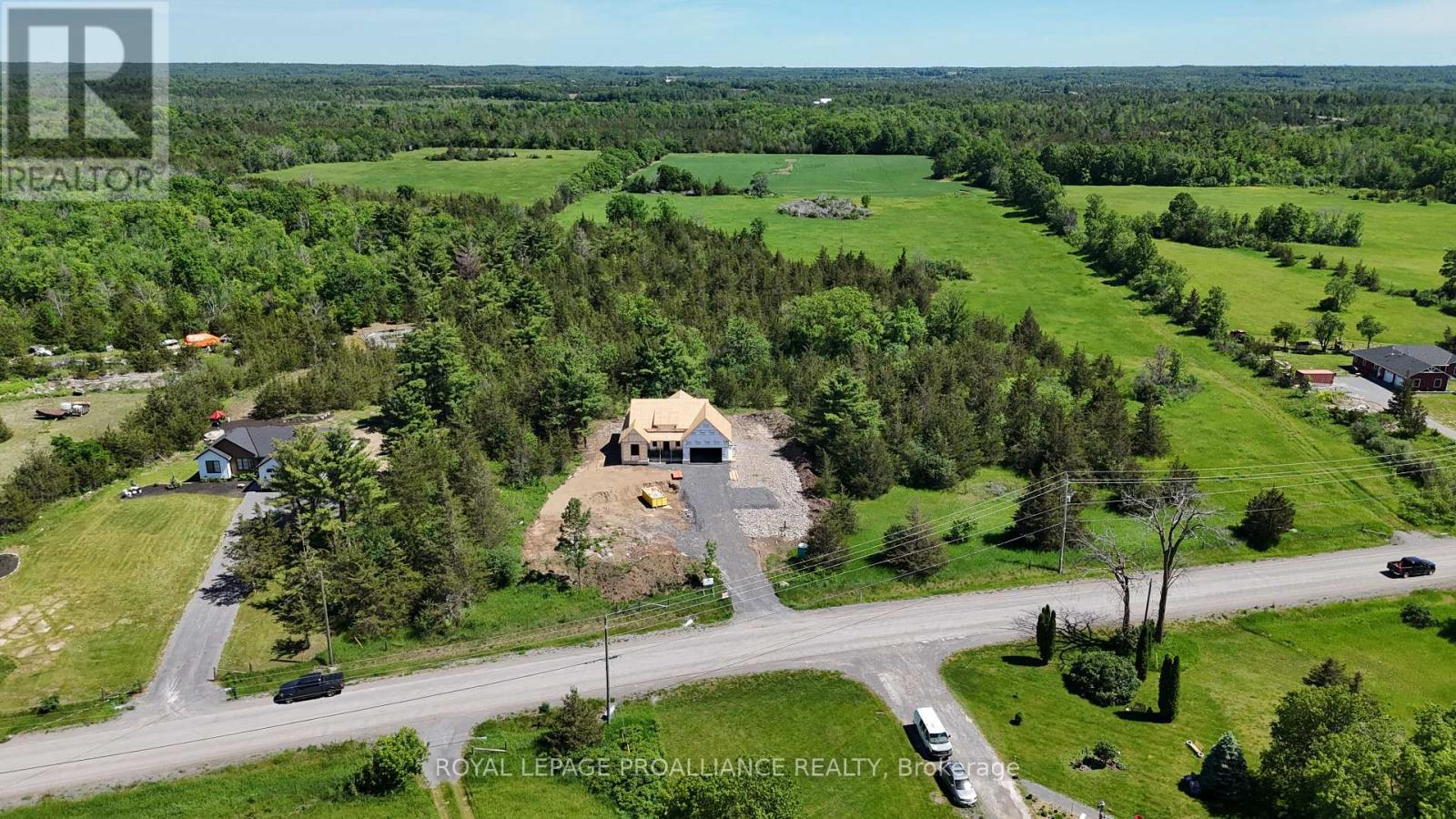 












102 DEWEY ROAD

,
Stone Mills (Stone Mills),




Ontario
K0K3N0

