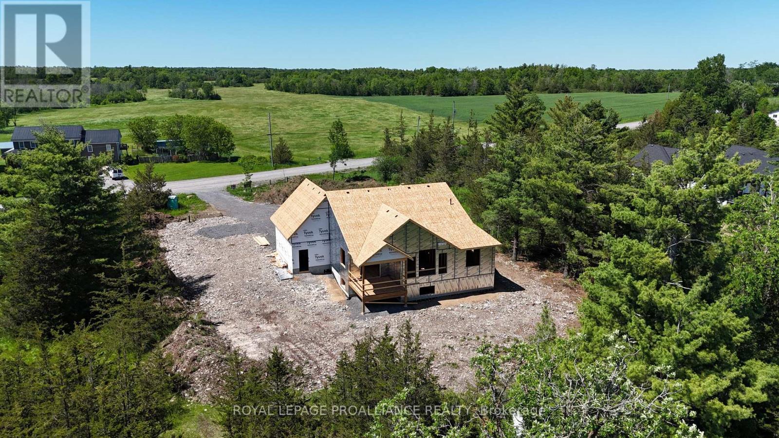 












102 DEWEY ROAD

,
Stone Mills (Stone Mills),




Ontario
K0K3N0

