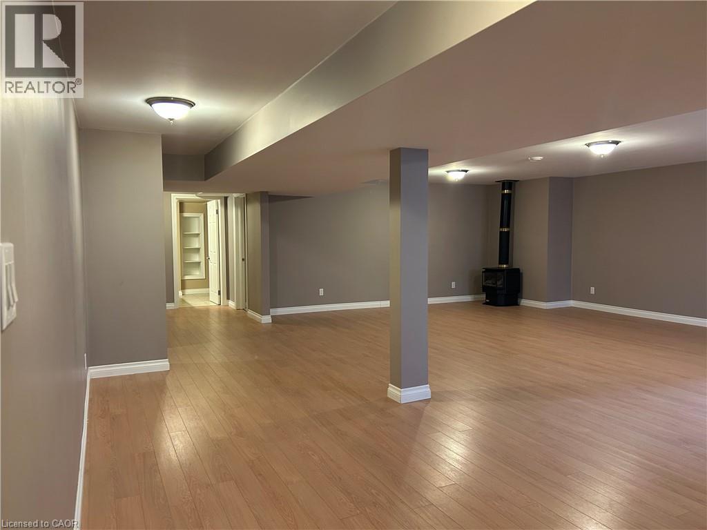 












27 WERRET Avenue

,
Simcoe,




Ontario
N3Y5N5

