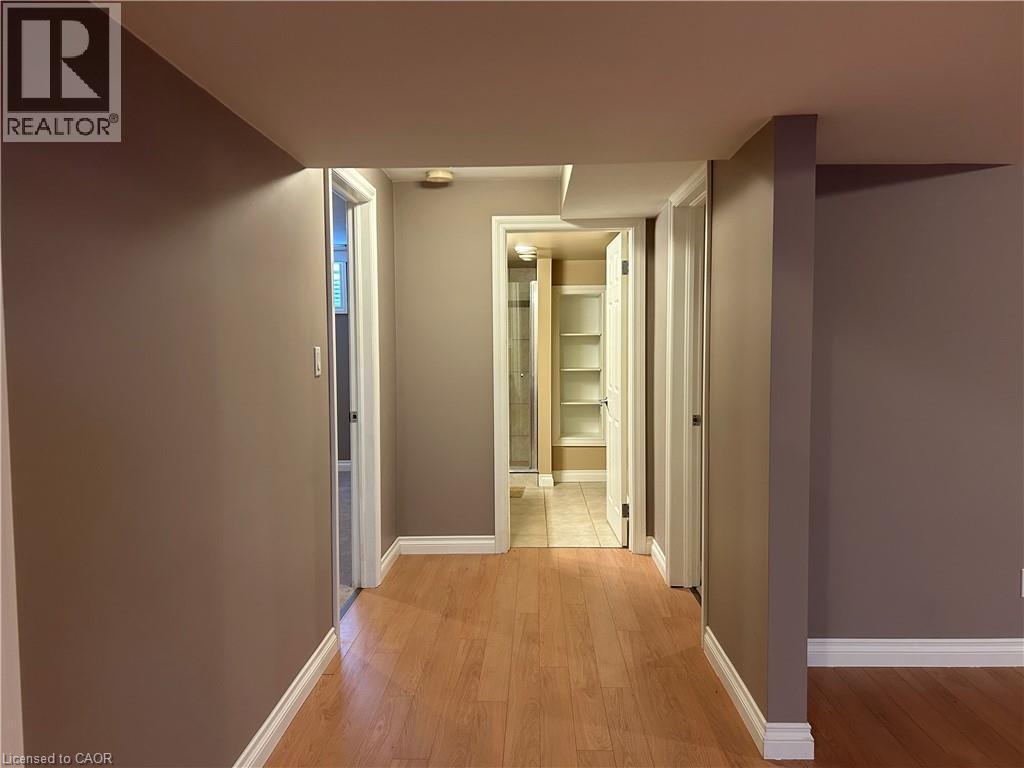 












27 WERRET Avenue

,
Simcoe,




Ontario
N3Y5N5

