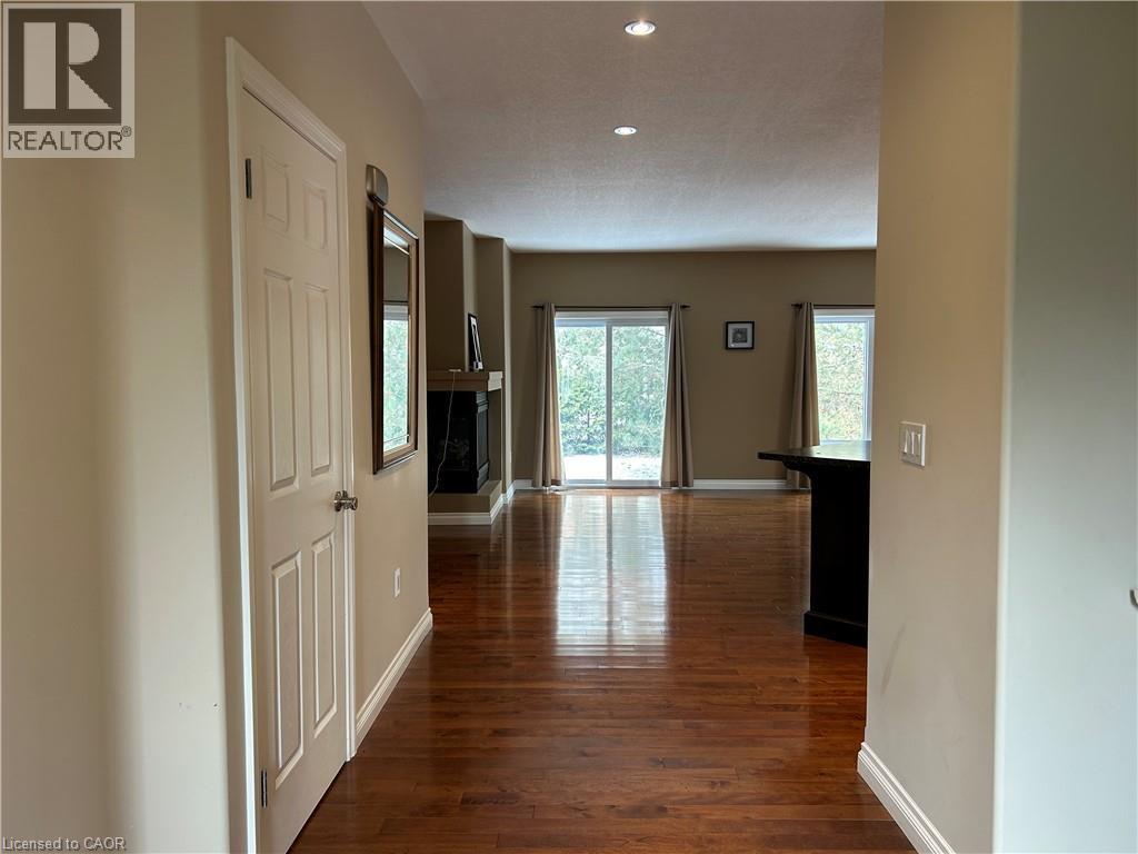 












27 WERRET Avenue

,
Simcoe,




Ontario
N3Y5N5


