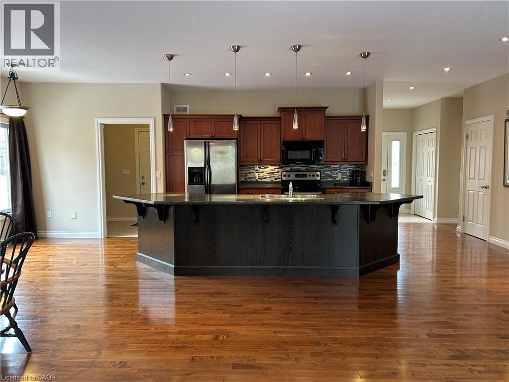 












27 WERRET Avenue

,
Simcoe,




Ontario
N3Y5N5

