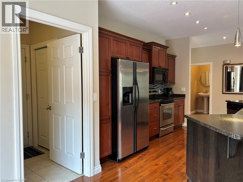 












27 WERRET Avenue

,
Simcoe,




Ontario
N3Y5N5

