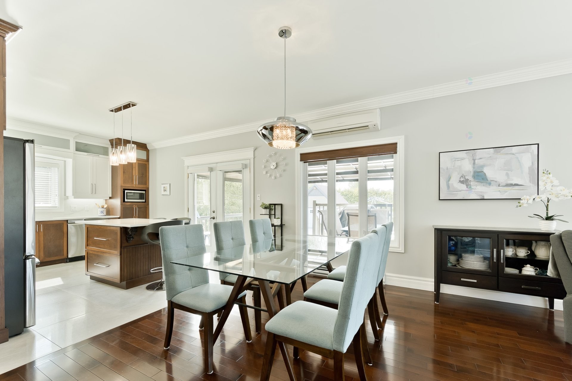









111


17e Avenue

,
Magog,




QC
J1X3V9

