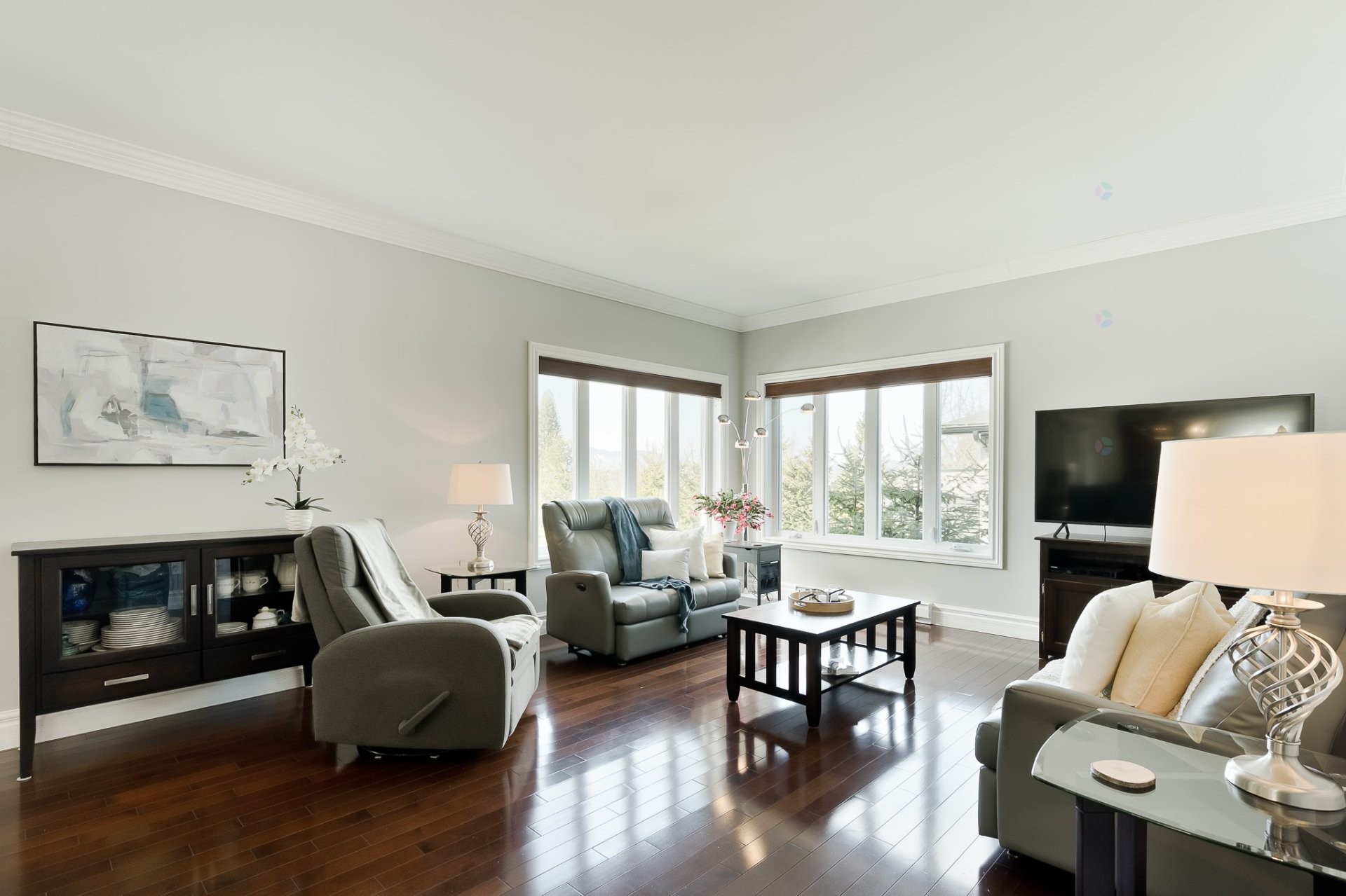 









111


17e Avenue

,
Magog,




QC
J1X3V9

