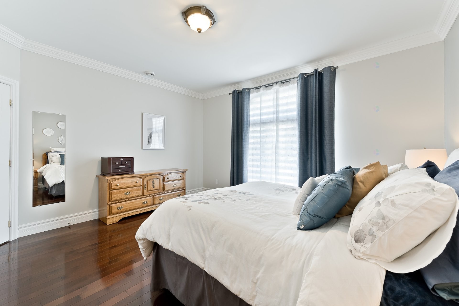 









111


17e Avenue

,
Magog,




QC
J1X3V9

