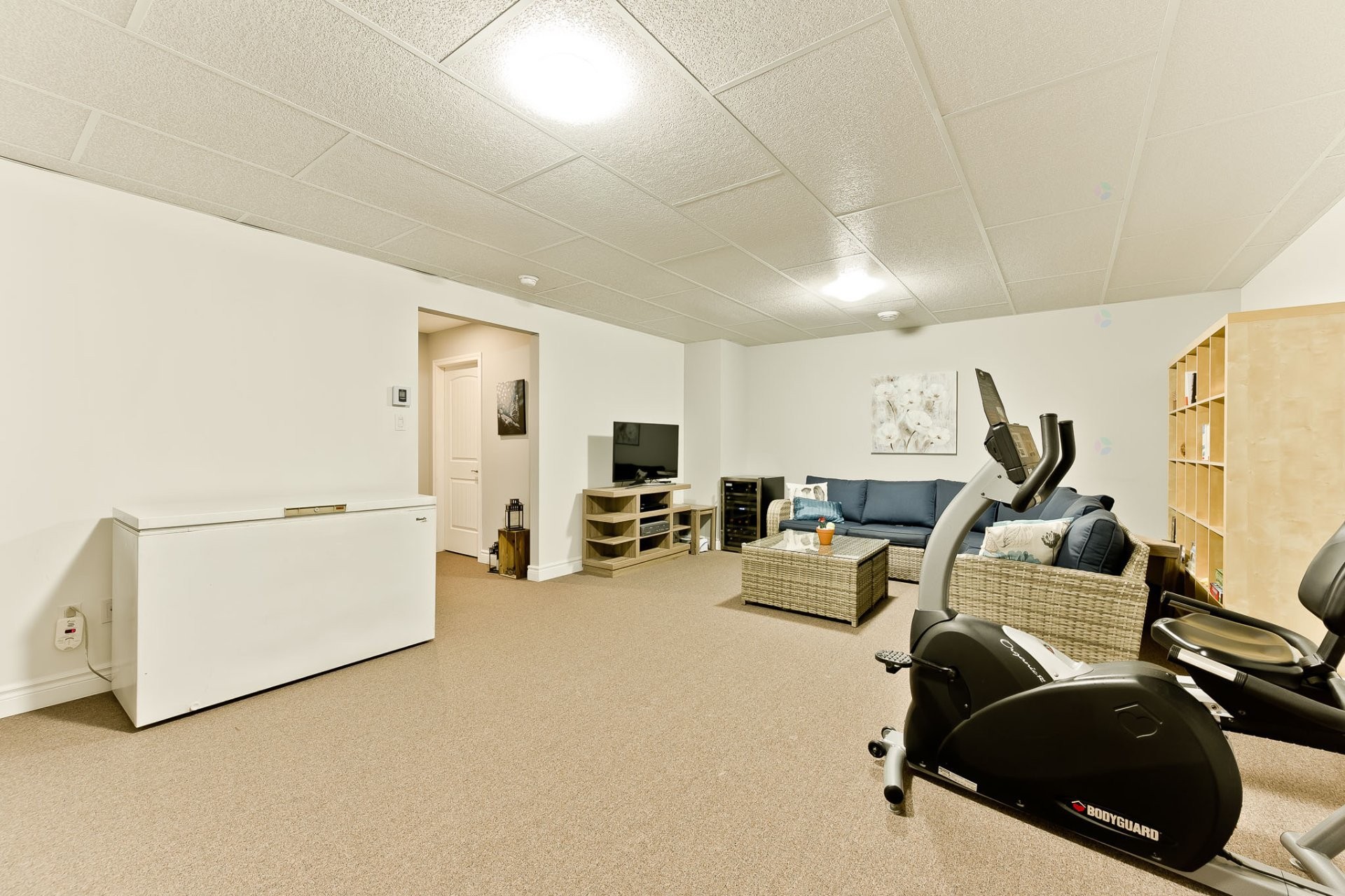









111


17e Avenue

,
Magog,




QC
J1X3V9

