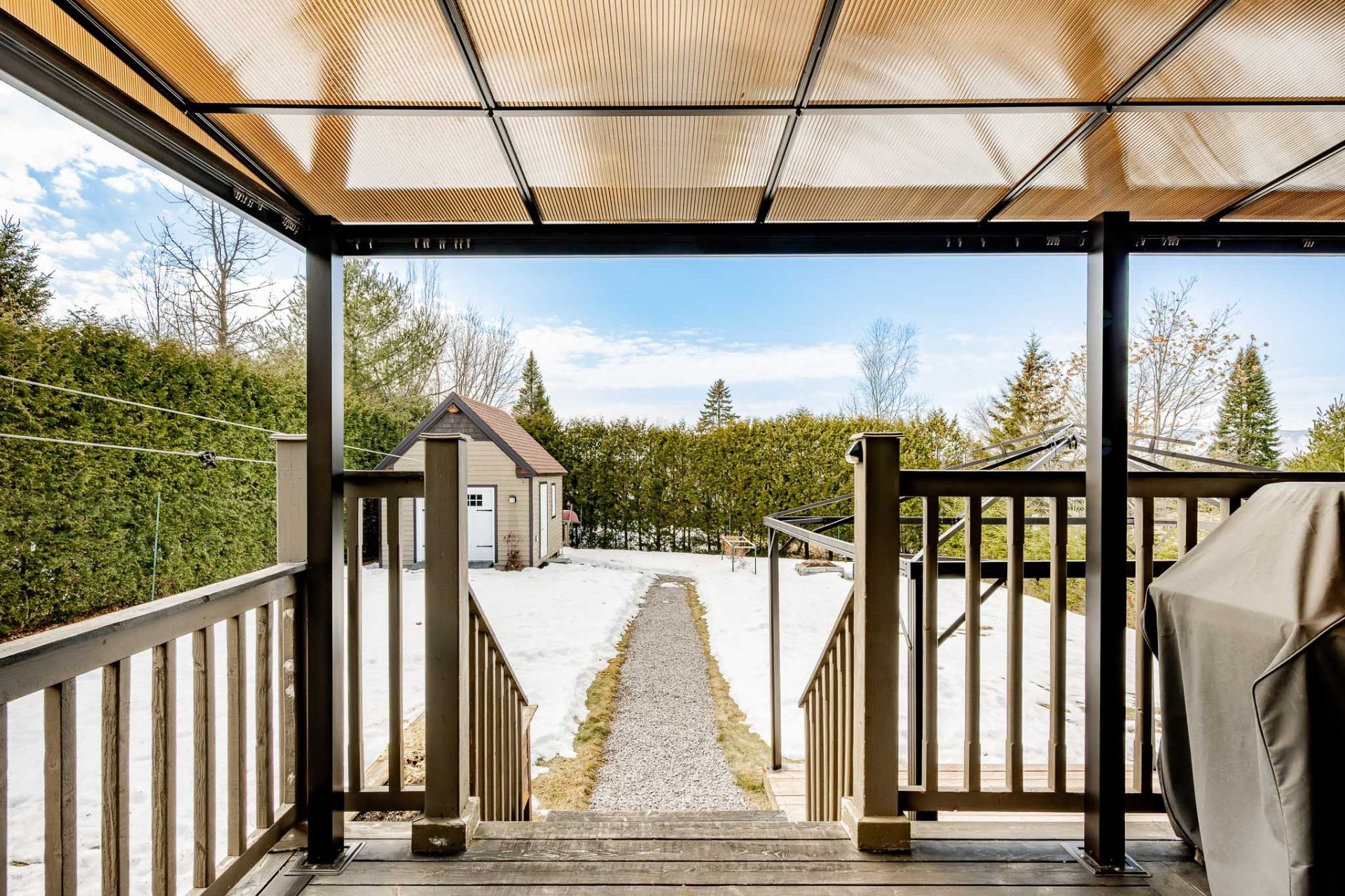 









111


17e Avenue

,
Magog,




QC
J1X3V9

