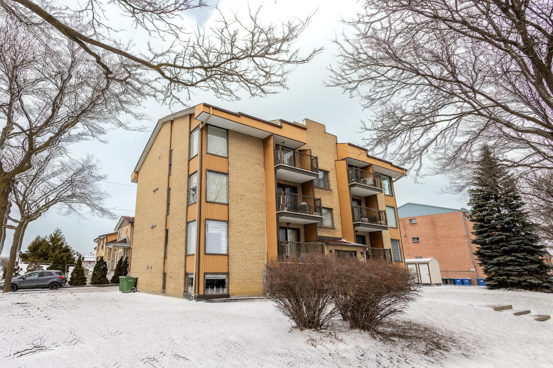 









8911


Boul. Maurice-Duplessis

, 8,
Montréal (Rivière-des-Prairies/Pointe-aux-Trembles),




QC
H1E6M9

