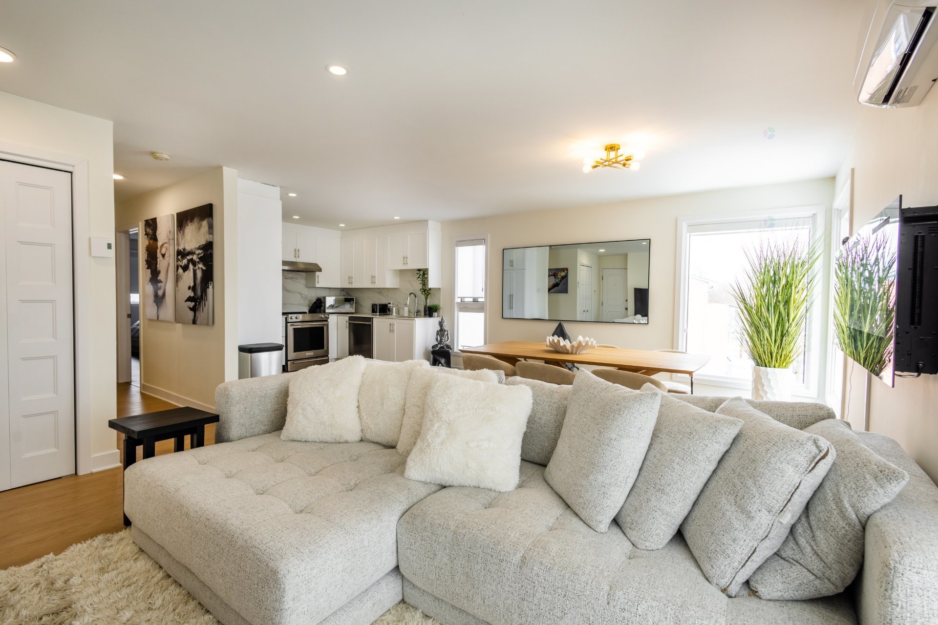 









8911


Boul. Maurice-Duplessis

, 8,
Montréal (Rivière-des-Prairies/Pointe-aux-Trembles),




QC
H1E6M9

