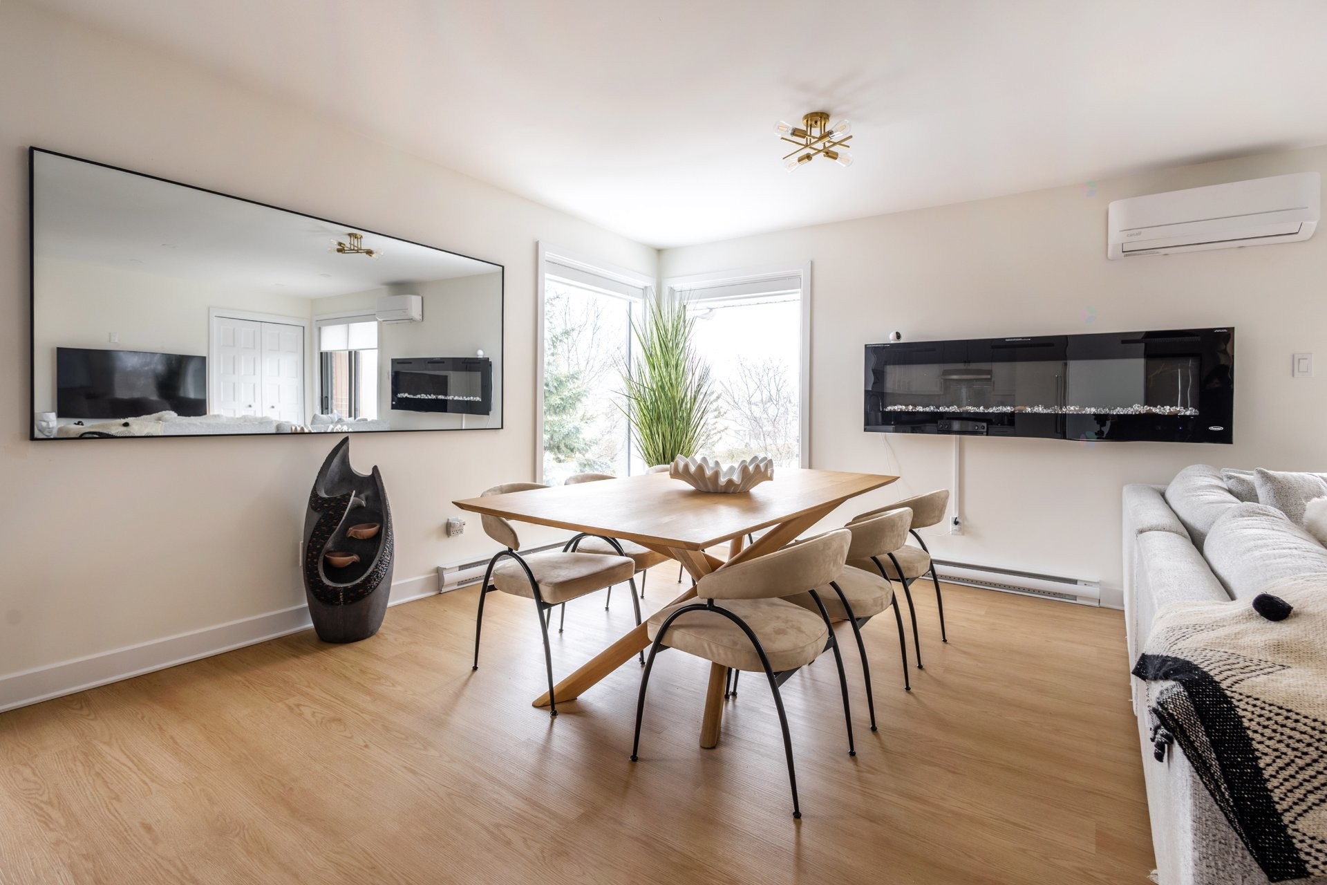 









8911


Boul. Maurice-Duplessis

, 8,
Montréal (Rivière-des-Prairies/Pointe-aux-Trembles),




QC
H1E6M9

