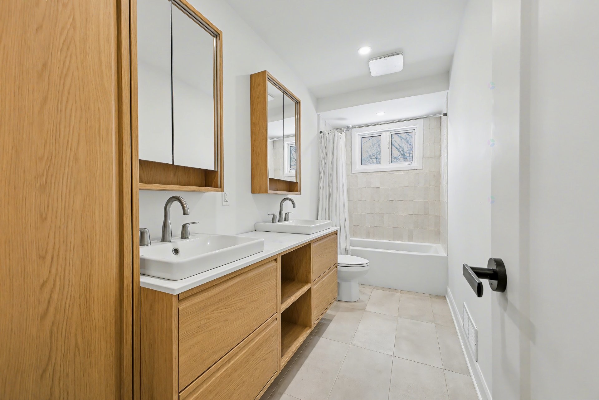 









55


Rue De Montmagny

,
Saint-Bruno-de-Montarville,




QC
J3V1A3

