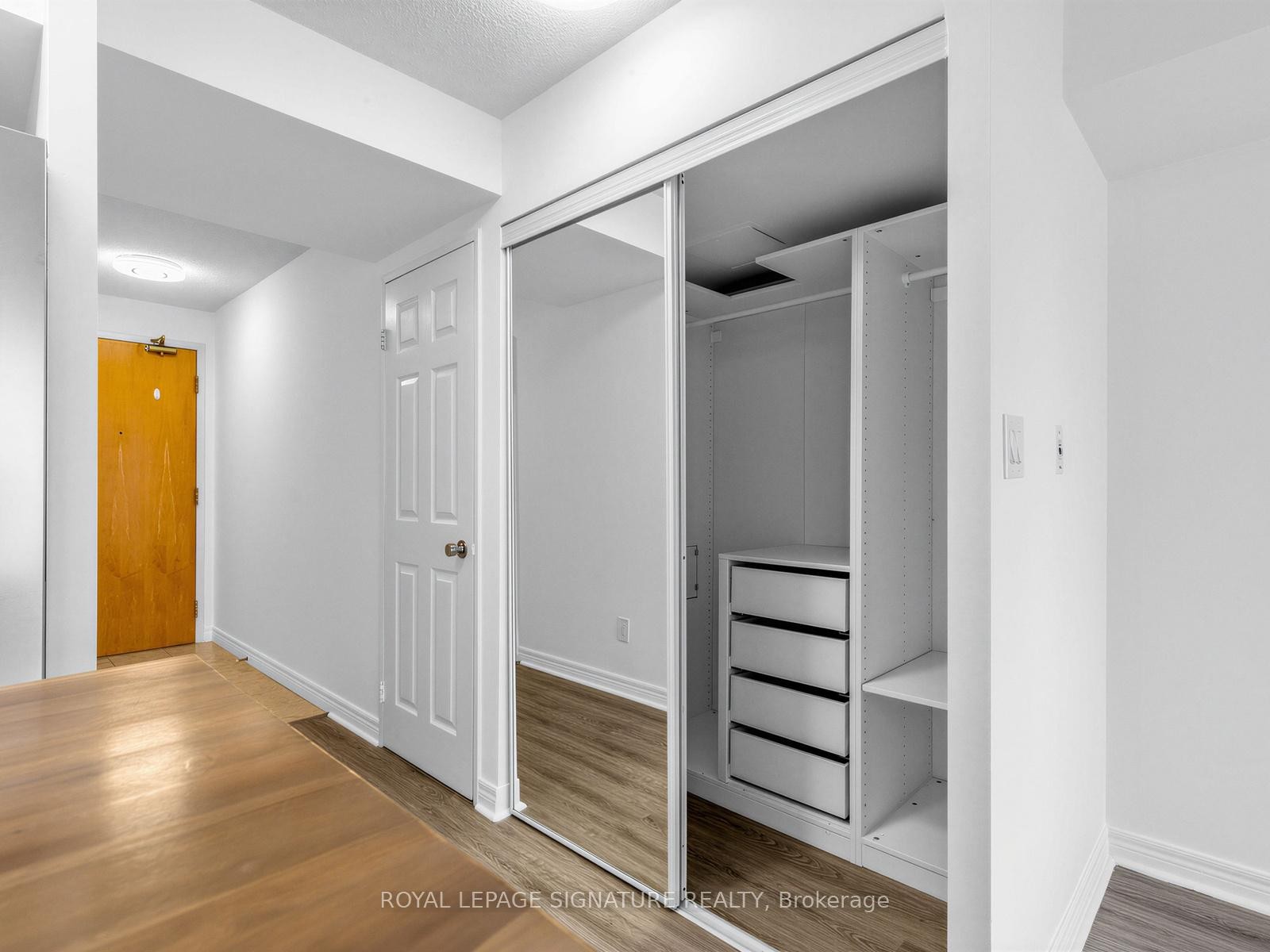 









43


Eglinton

Avenue East, 1801,
Toronto,




ON
M4P 1A2

