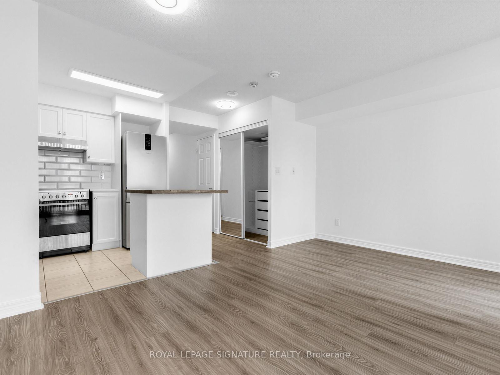 









43


Eglinton

Avenue East, 1801,
Toronto,




ON
M4P 1A2

