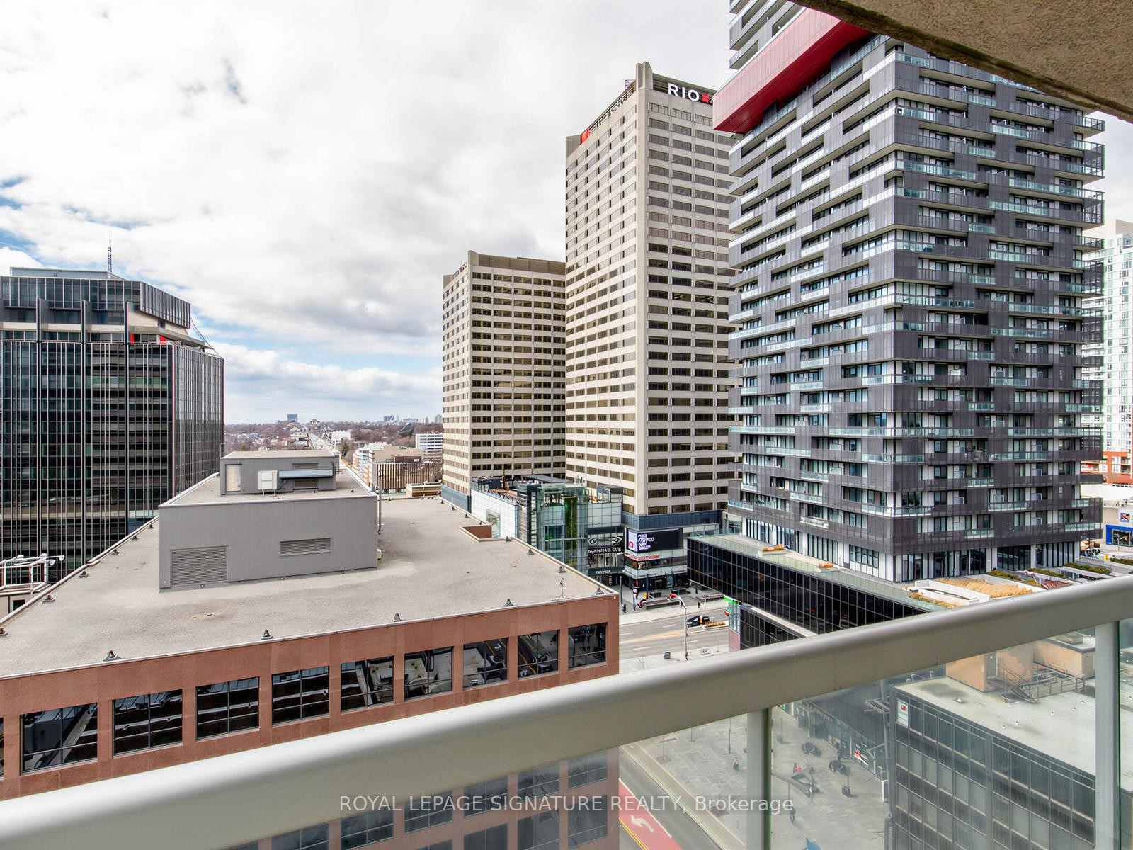 









43


Eglinton

Avenue East, 1801,
Toronto,




ON
M4P 1A2

