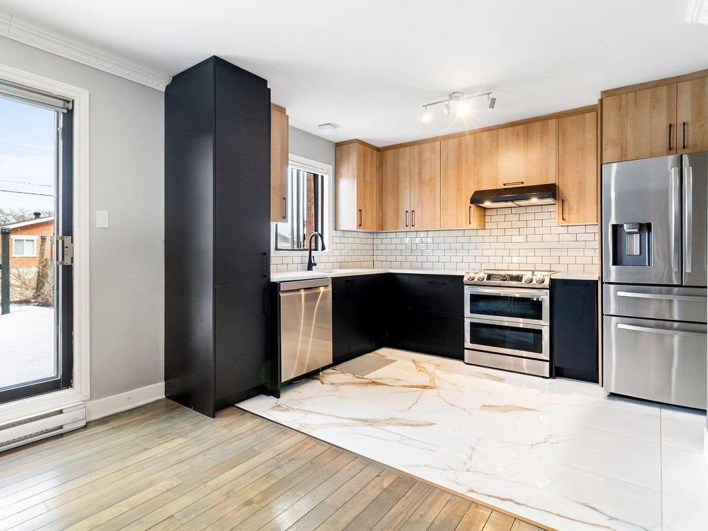 









12353


Av. Fernand-Gauthier

,
Rivière-des-Prairies/Pointe-aux-Trembles (Montréal),




QC
H1E6R2

