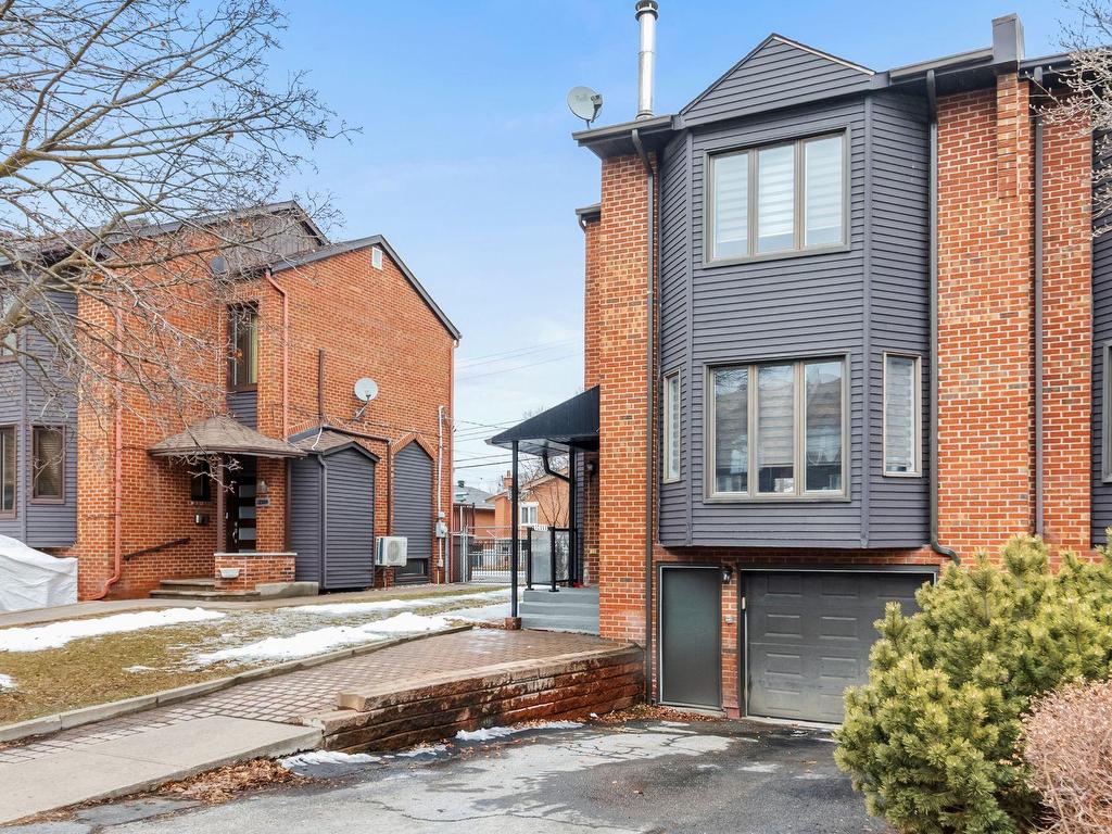 









12353


Av. Fernand-Gauthier

,
Rivière-des-Prairies/Pointe-aux-Trembles (Montréal),




QC
H1E6R2

