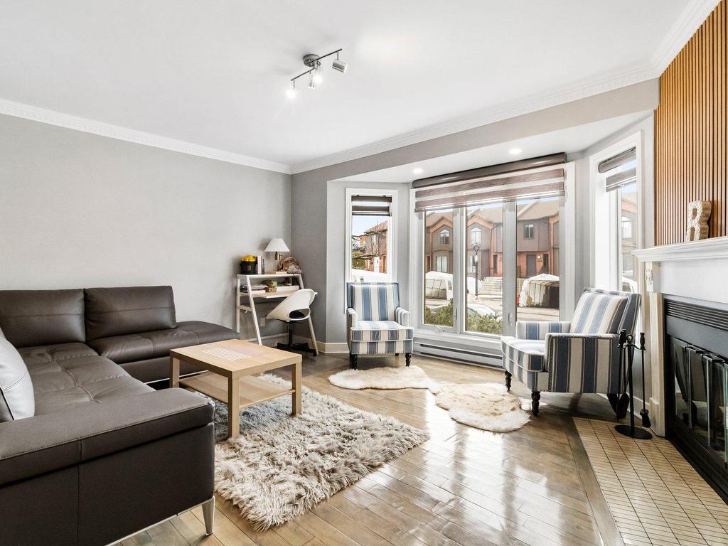 









12353


Av. Fernand-Gauthier

,
Rivière-des-Prairies/Pointe-aux-Trembles (Montréal),




QC
H1E6R2

