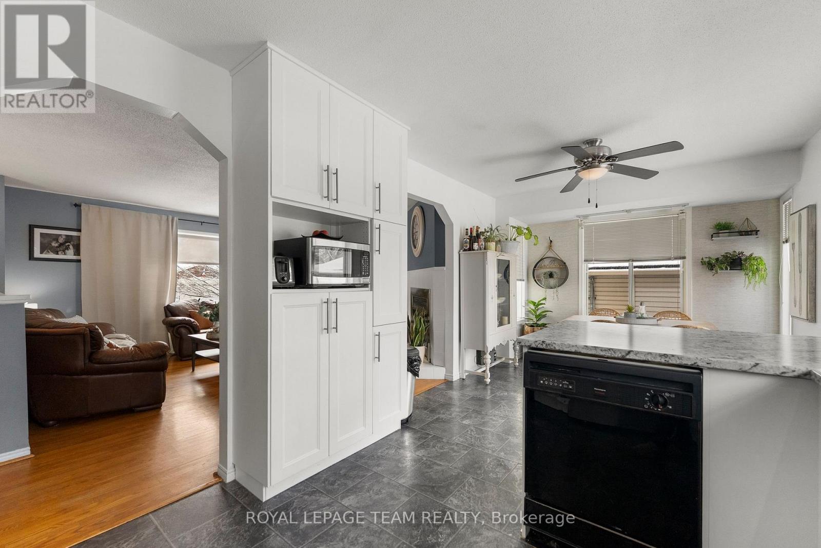 












58 SEVENTH AVENUE

,
Arnprior,




Ontario
K7S3S2

