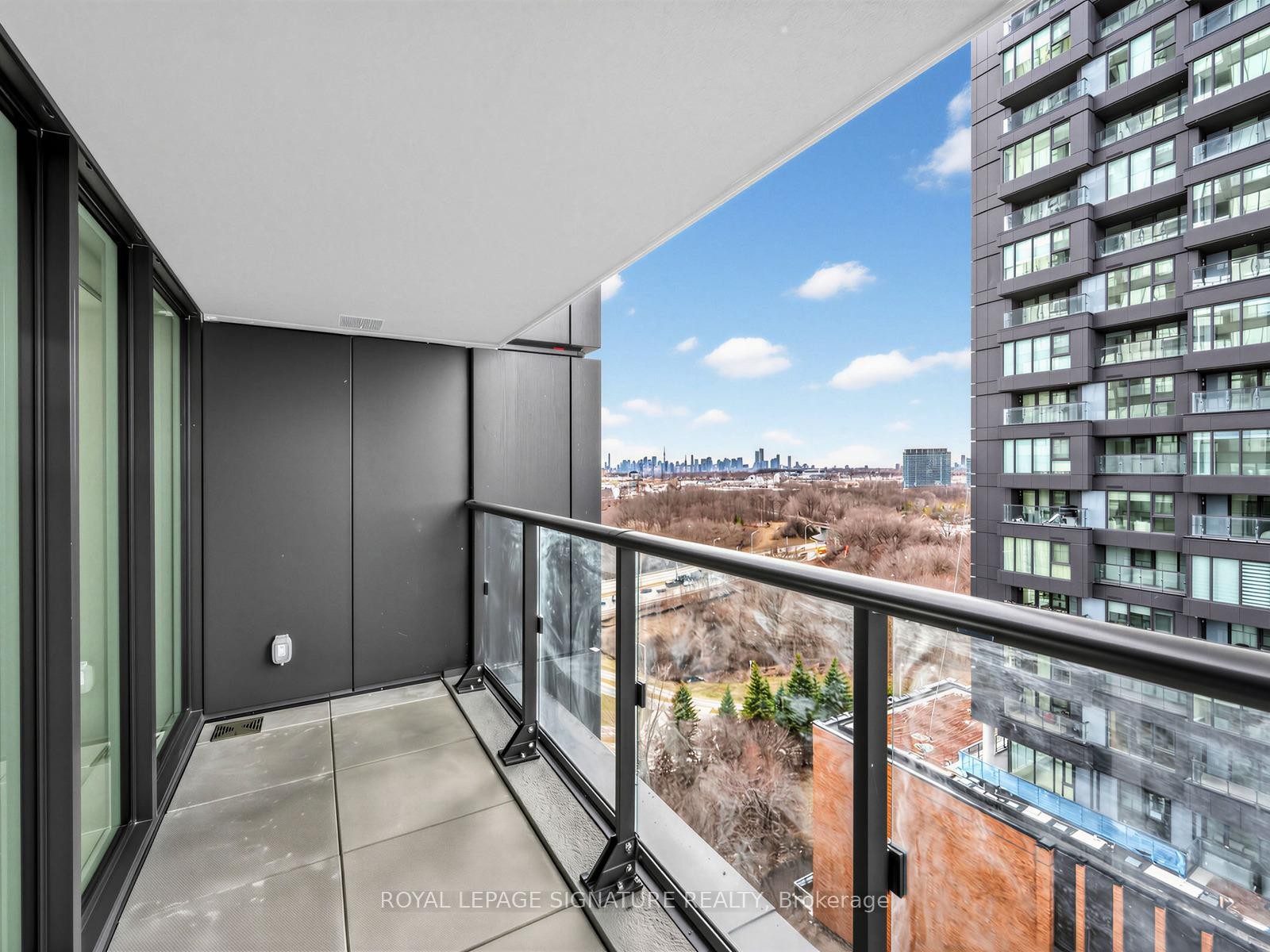 









1


Quarrington

Lane, 1007,
Toronto,




ON
M3C 0S4

