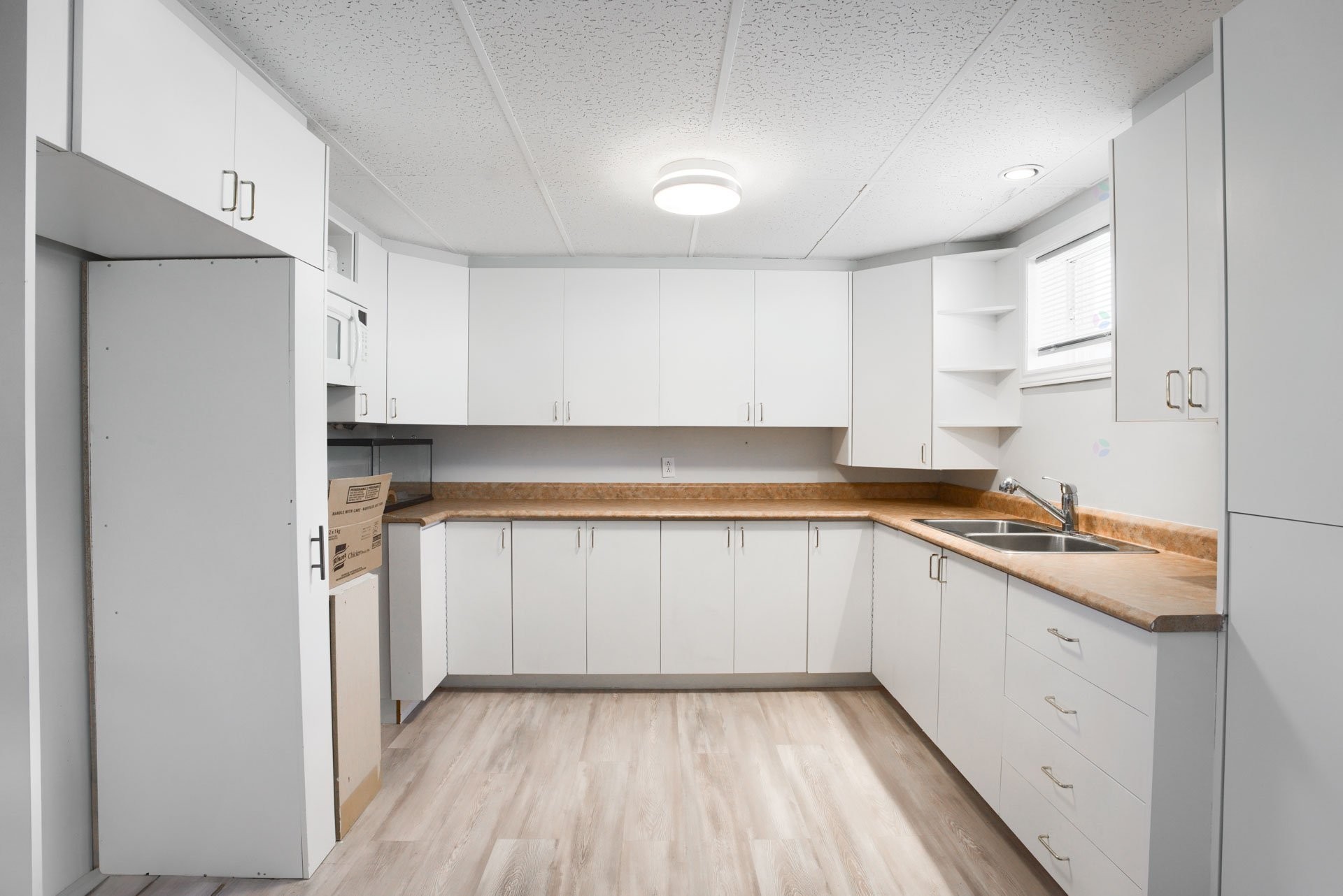 









101

 - 101A


Rue Émery-Bélisle

,
Papineauville,




QC
J0V1R0

