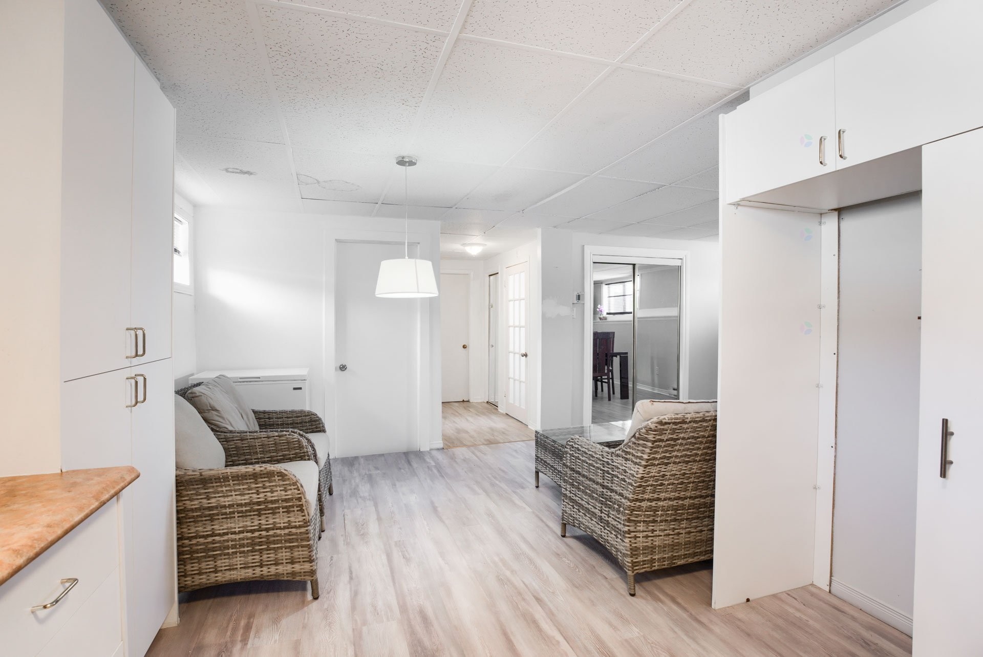 









101

 - 101A


Rue Émery-Bélisle

,
Papineauville,




QC
J0V1R0

