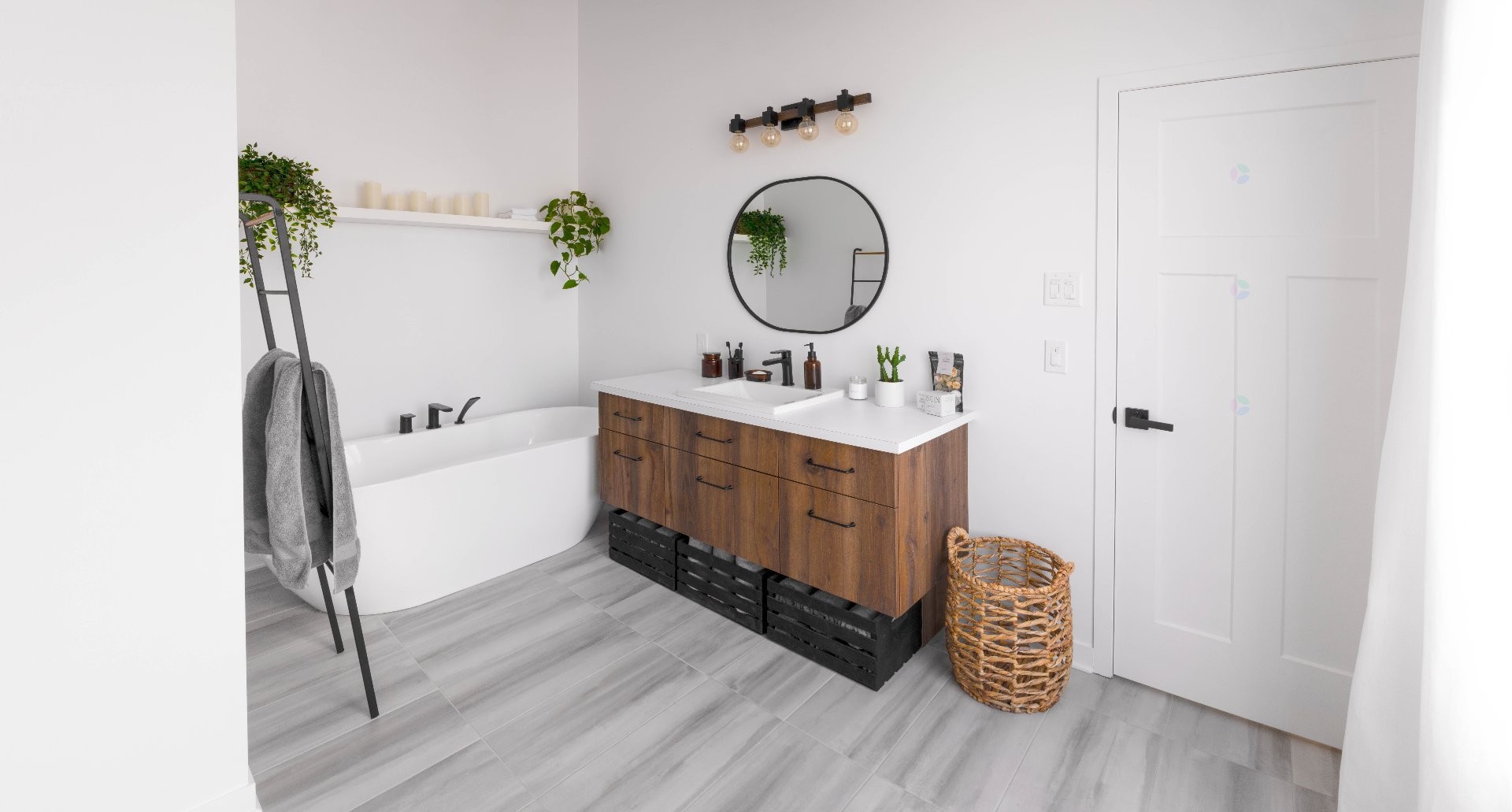 









9


Rue du Versant

,
Saint-André-d'Argenteuil,




QC
J0V1X0

