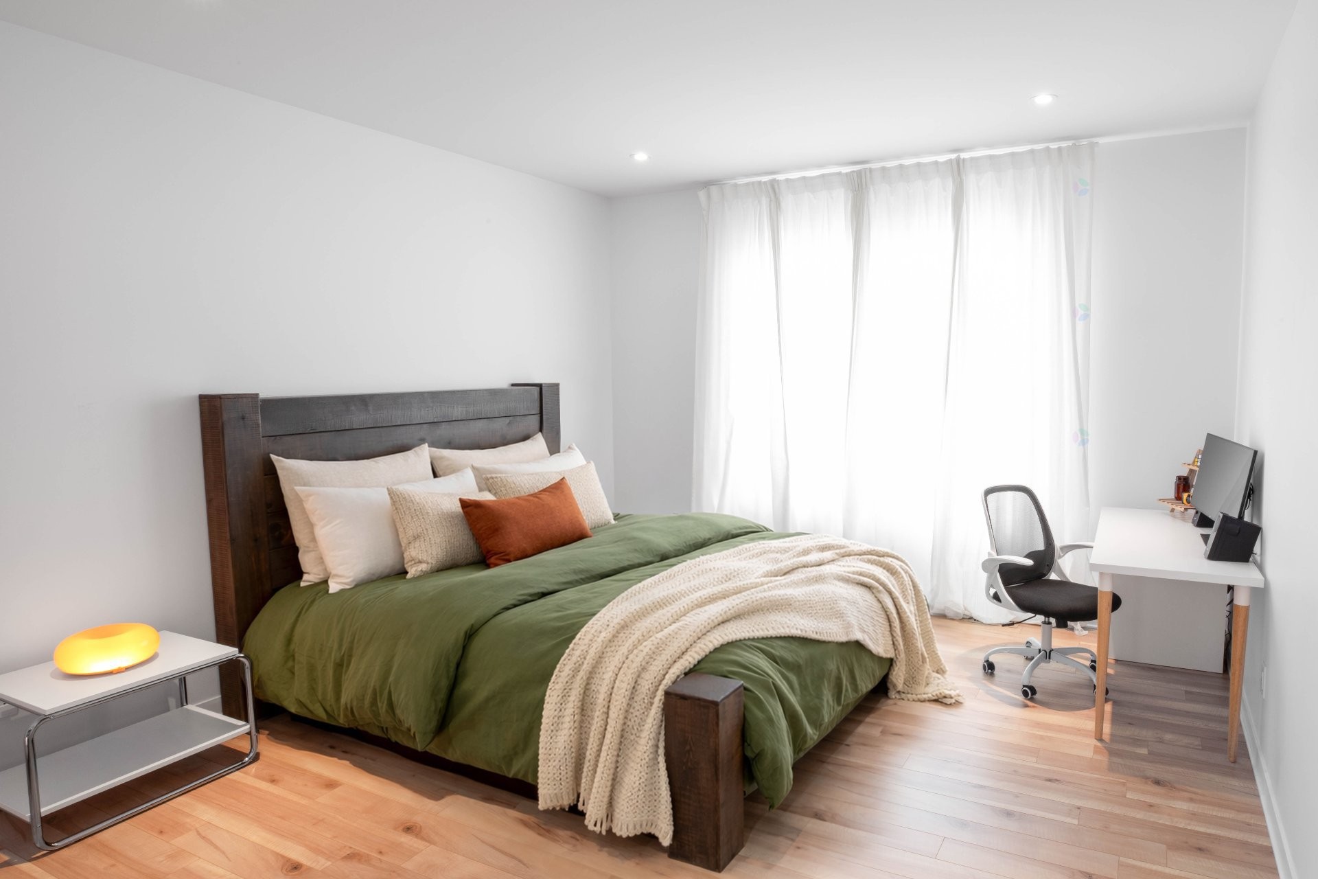 









9


Rue du Versant

,
Saint-André-d'Argenteuil,




QC
J0V1X0

