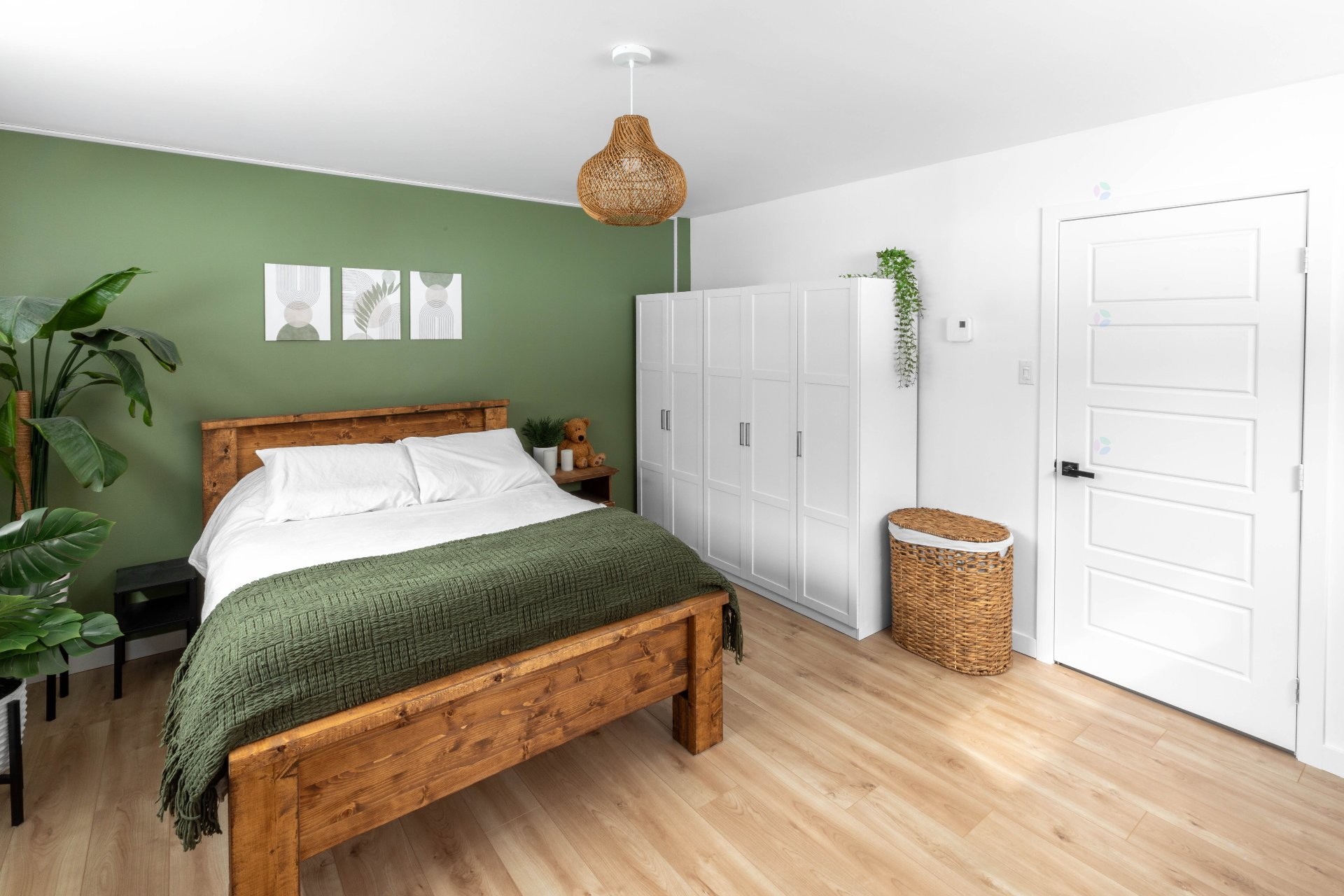 









9


Rue du Versant

,
Saint-André-d'Argenteuil,




QC
J0V1X0

