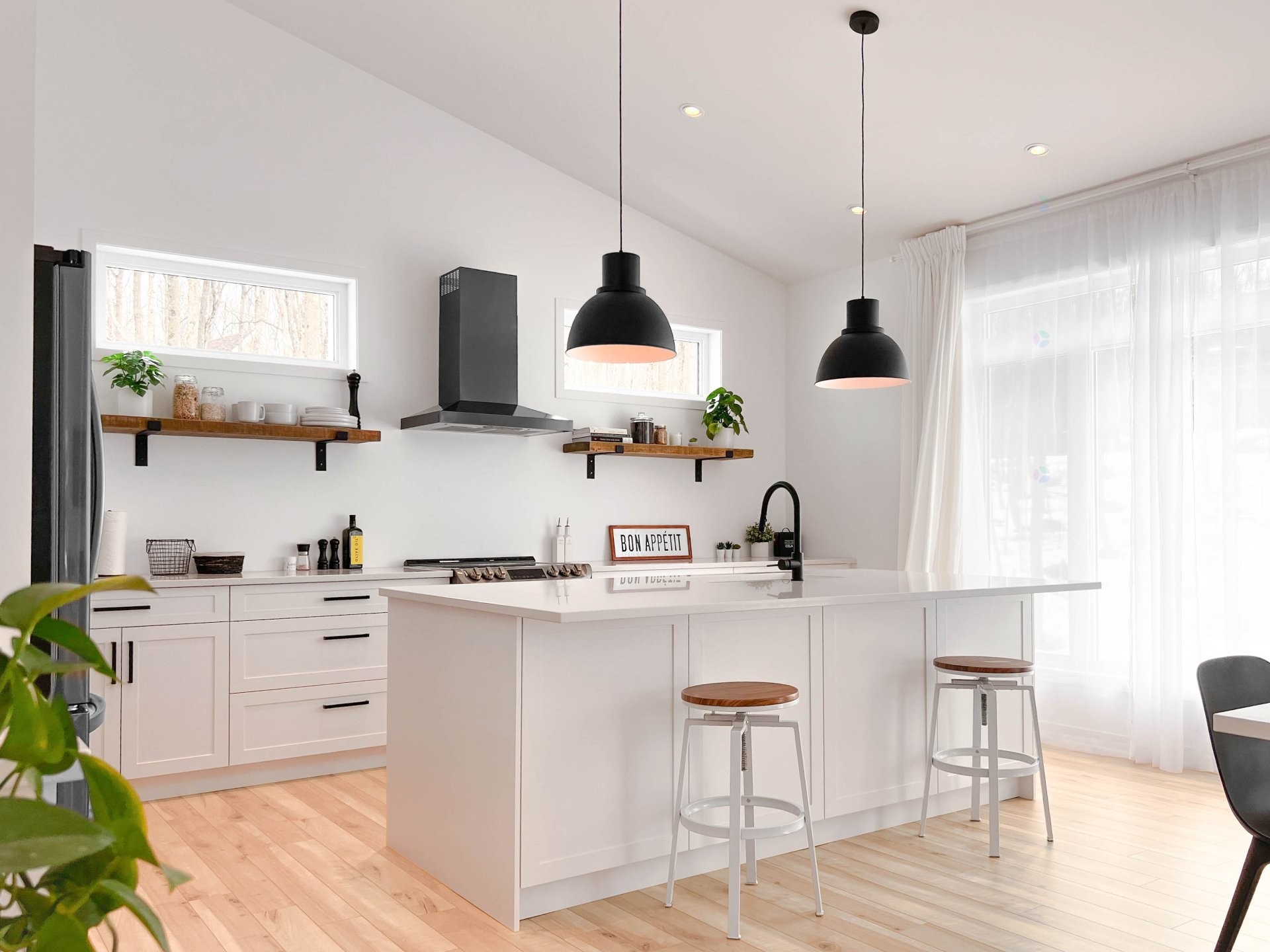 









9


Rue du Versant

,
Saint-André-d'Argenteuil,




QC
J0V1X0

