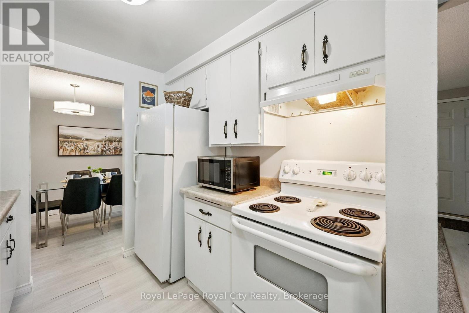 












90 - 700 PAISLEY ROAD

,
Guelph (Willow West/Sugarbush/West Acres),




Ontario
N1K1A3

