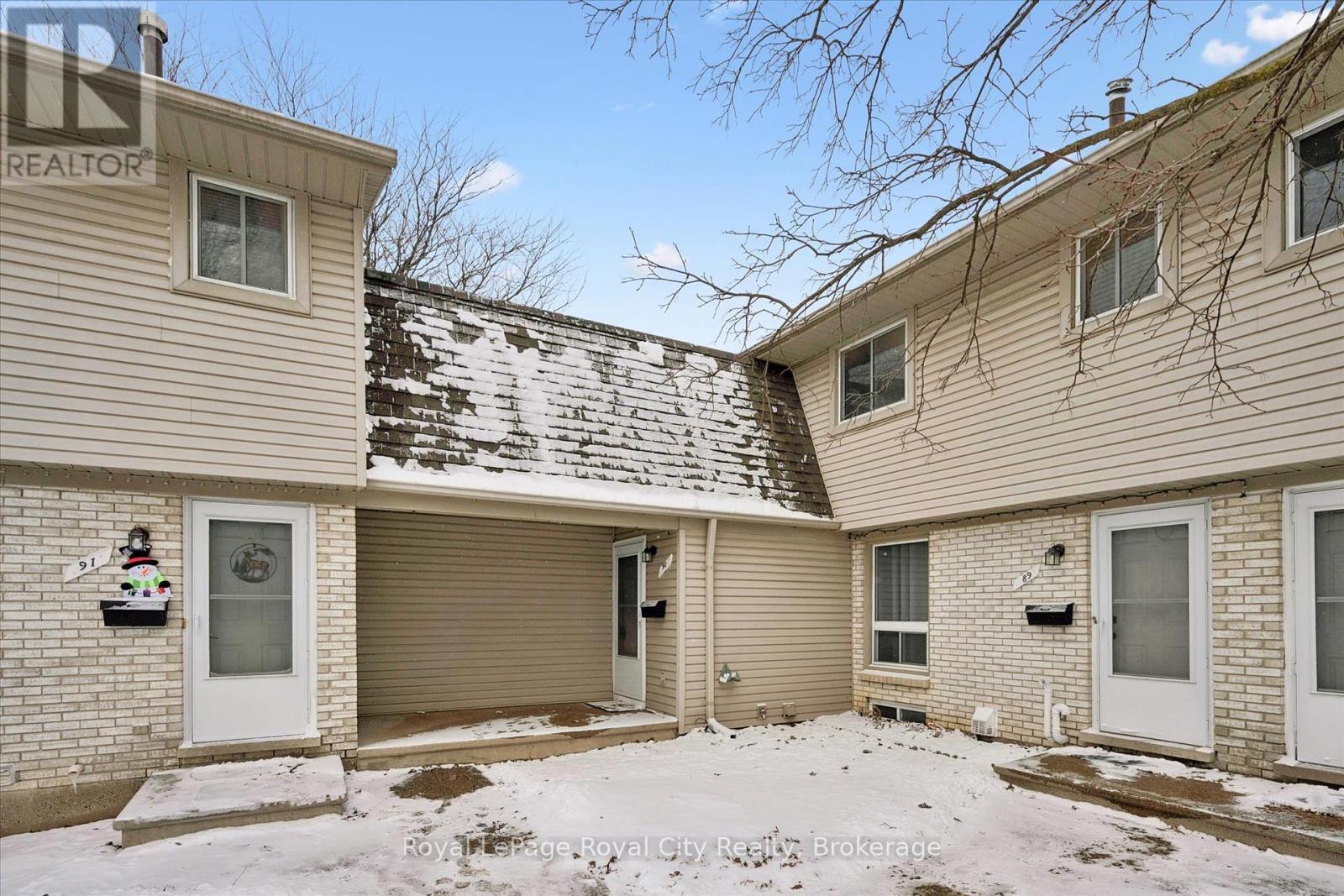 












90 - 700 PAISLEY ROAD

,
Guelph (Willow West/Sugarbush/West Acres),




Ontario
N1K1A3

