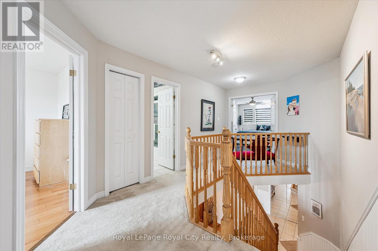 












87 LAW DRIVE

,
Guelph (Grange Road),




Ontario
N1E7J7

