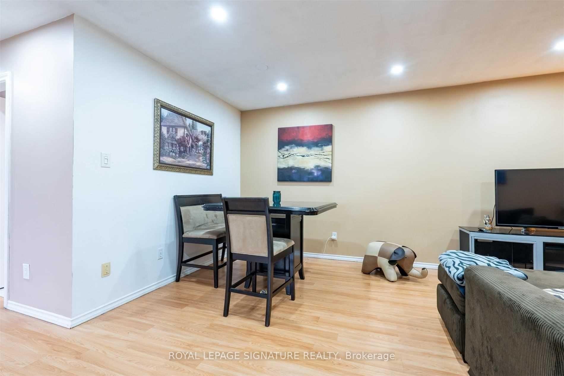 









52


Buchanan

Crescent, Upper,
Brantford,




ON
N3P 2A6

